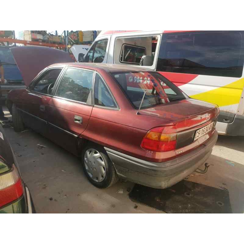 OPEL ASTRA F BERLINA