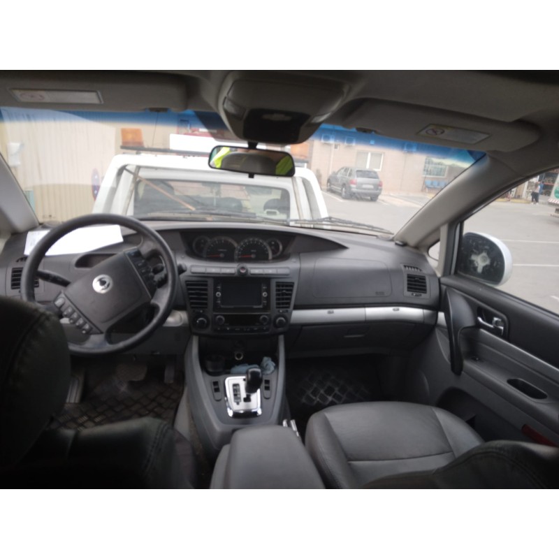 SSANGYONG RODIUS