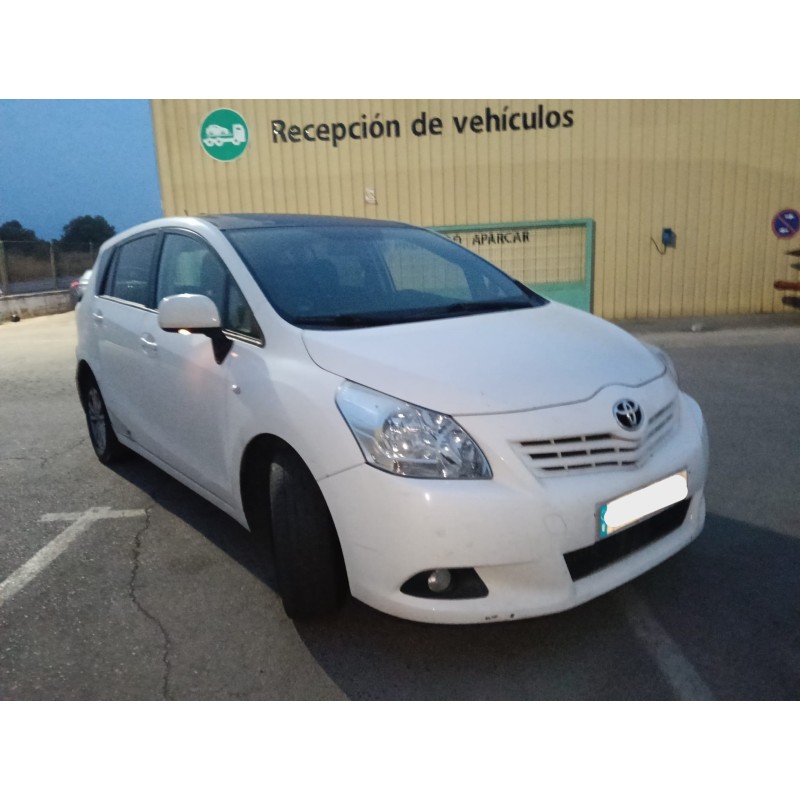 TOYOTA VERSO (_R2_)