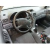 toyota avensis (_t25_) del año 2004