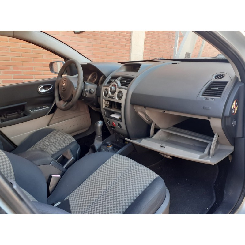 RENAULT MEGANE II FAMILIAR