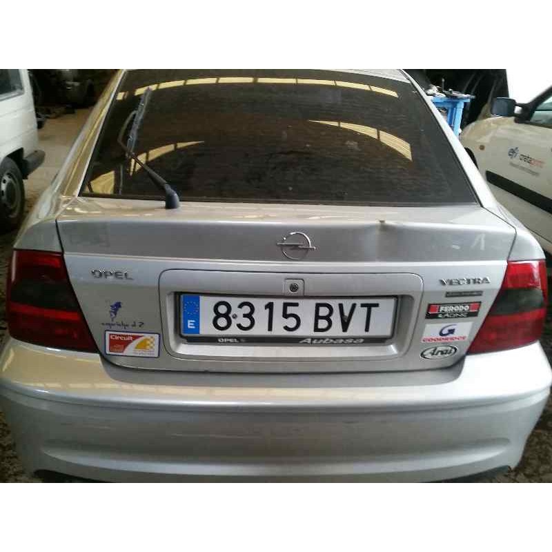 OPEL VECTRA B BERLINA