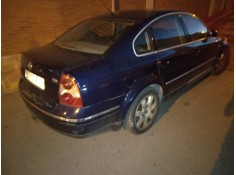 VOLKSWAGEN PASSAT BERLINA (3B3)