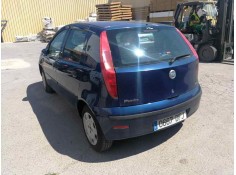 FIAT PUNTO BERLINA (188)
