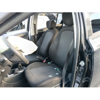 ASIENTO DELANTERO IZQUIERDO 