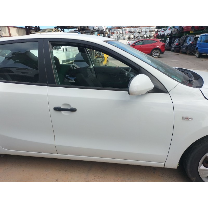 Recambio de puerta delantera derecha para hyundai i30 (fd) 1.4 referencia OEM IAM   