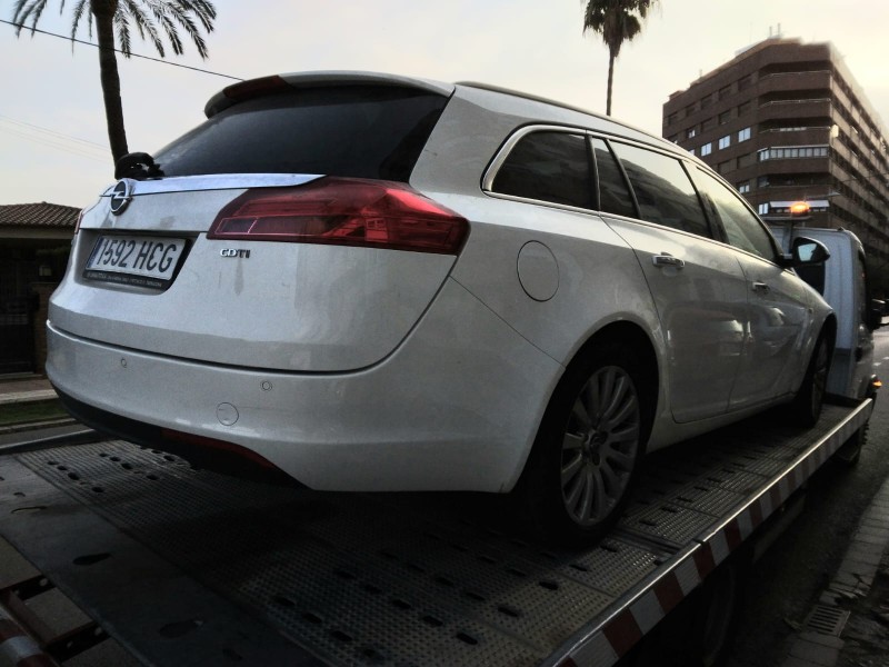 opel insignia sports tourer del año 2011