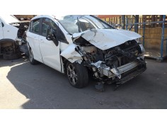 ford b-max del año 2013 2