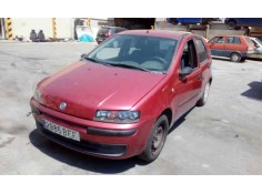 FIAT PUNTO BERLINA (188)