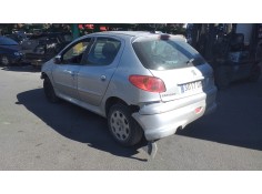 PEUGEOT 206 BERLINA