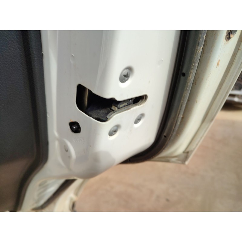 Recambio de cerradura puerta trasera derecha para nissan qashqai ii (j11, j11_) 1.5 dci referencia OEM IAM   