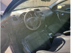 RENAULT MEGANE II BERLINA 3P