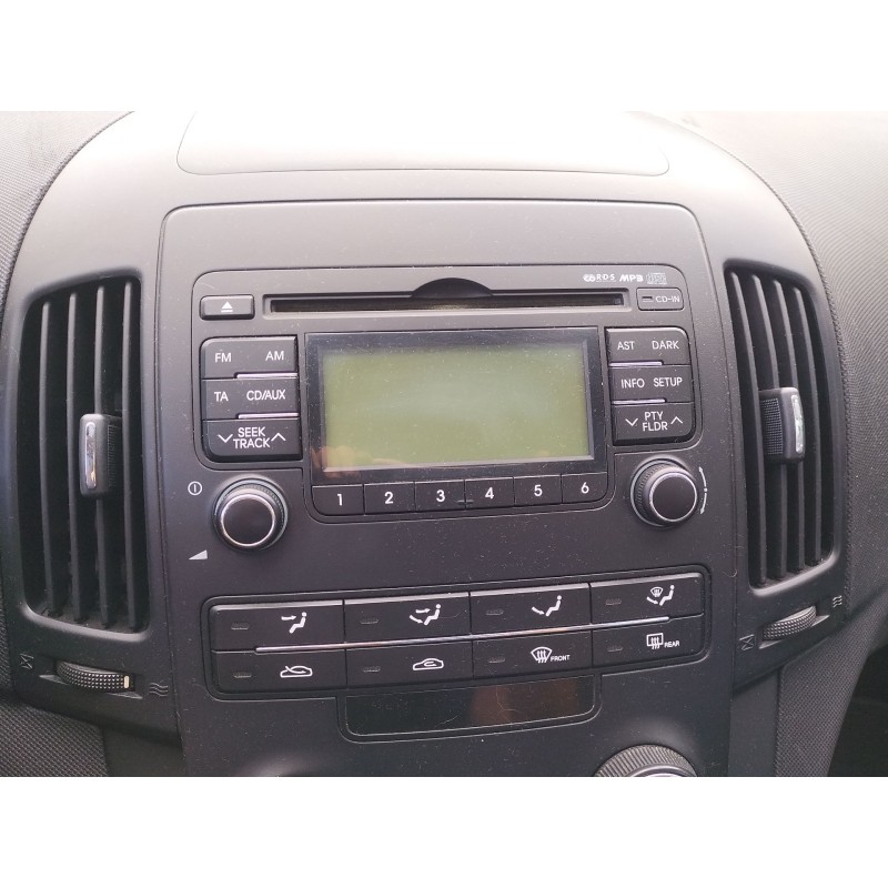 Recambio de sistema audio / radio cd para hyundai i30 (fd) 1.4 referencia OEM IAM 961602L2004X  