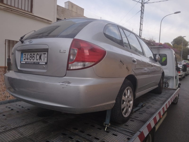 kia rio del año 2004