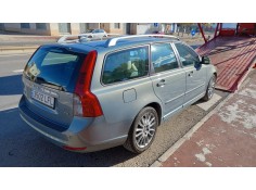 volvo v50 familiar del año 2010