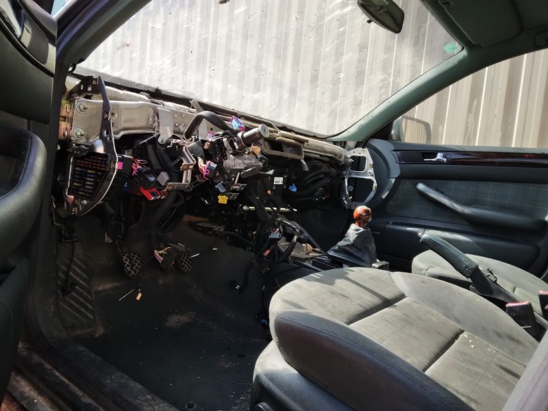 audi allroad quattro (4b5) del año 2001