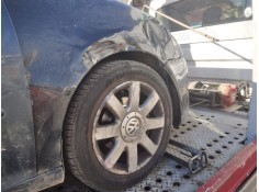 volkswagen golf v berlina (1k1) del año 2004 2