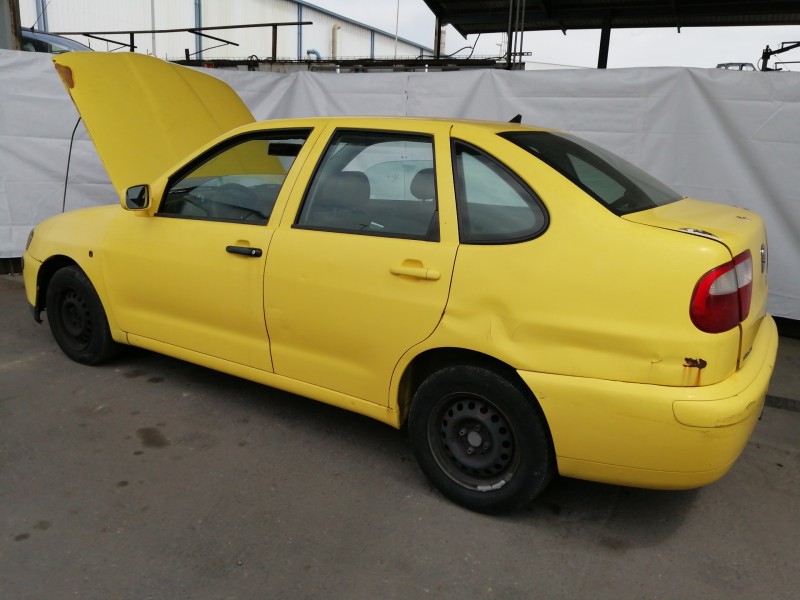 seat cordoba berlina (6k2) del año 2001