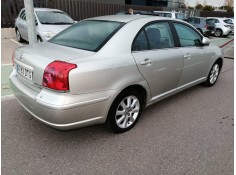 TOYOTA AVENSIS BERLINA (T25)