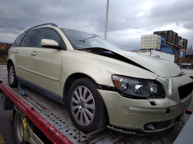 volvo v50 familiar del año 2004