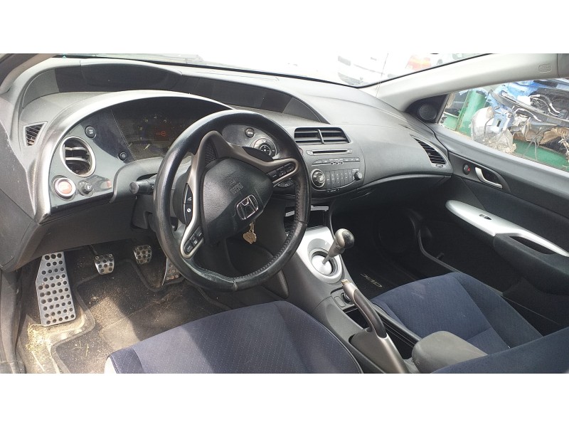 honda civic berlina 5 (fk) del año 2006