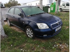 toyota avensis berlina (t25) del año 2005