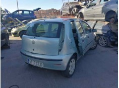 FIAT PUNTO BERLINA (188)