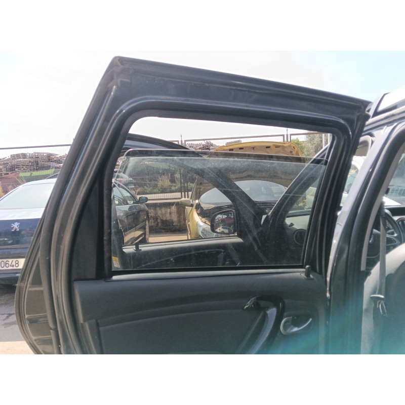 Recambio de elevalunas trasero izquierdo para dacia duster (hs_) 1.5 dci referencia OEM IAM 8200733833  