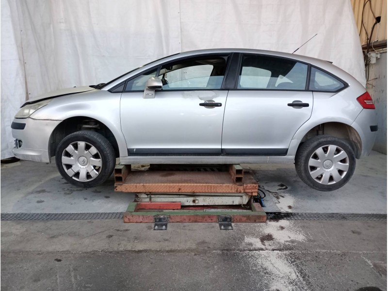citroen c4 berlina del año 2005