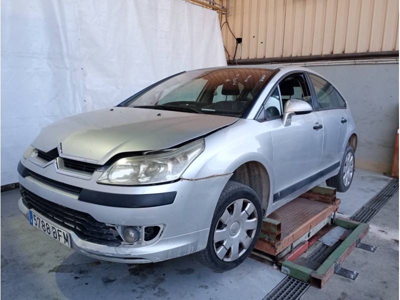 citroen c4 berlina del año 2005