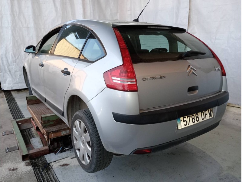 citroen c4 berlina del año 2005