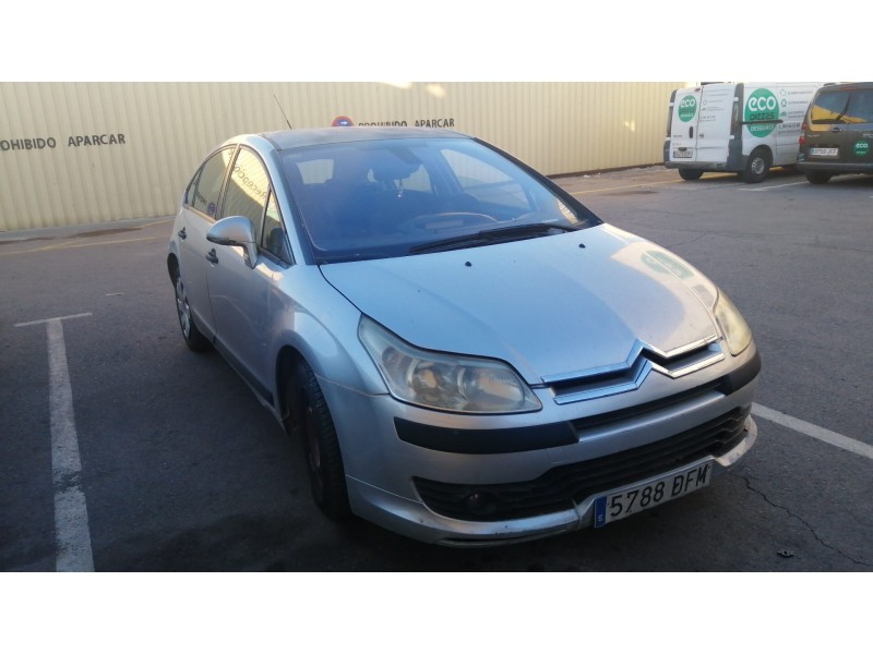 citroen c4 berlina del año 2005