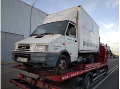 IVECO DAILY CAJA ABIERTA / VOLQUETE