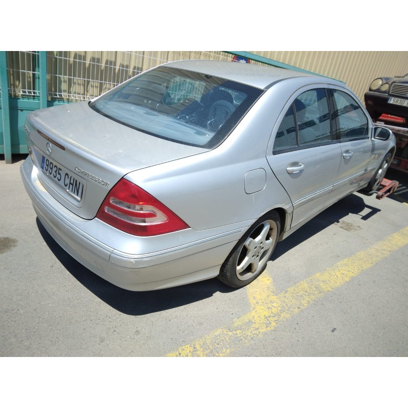 MERCEDES-BENZ CLASE C (W203) BERLINA