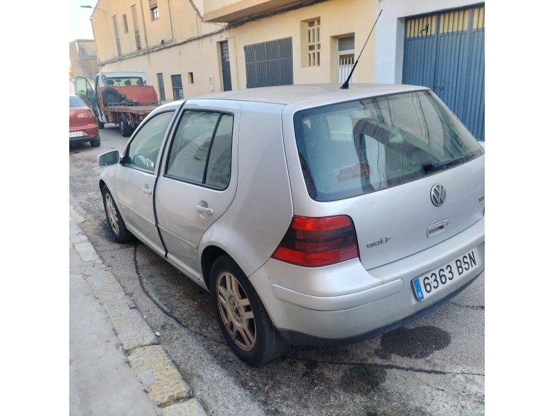 volkswagen golf iv berlina (1j1) del año 2002