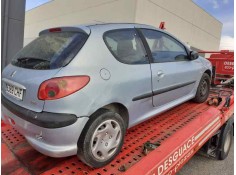PEUGEOT 206 BERLINA