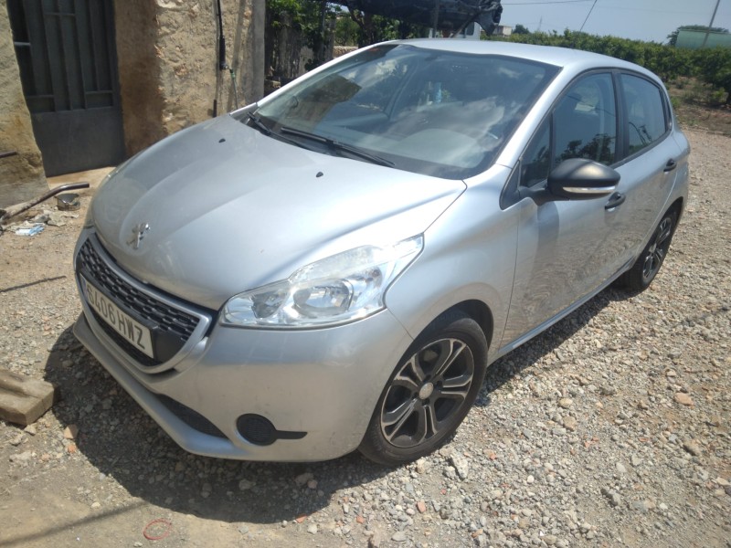 peugeot 208 del año 2014