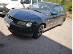 VOLKSWAGEN PASSAT BERLINA (3B2)