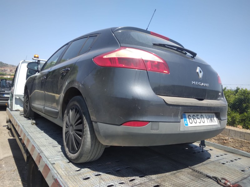 renault megane iii berlina 5 p del año 2012