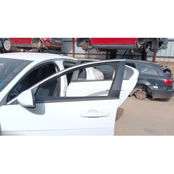 ELEVALUNAS DELANTERO IZQUIERDO T4N37950 