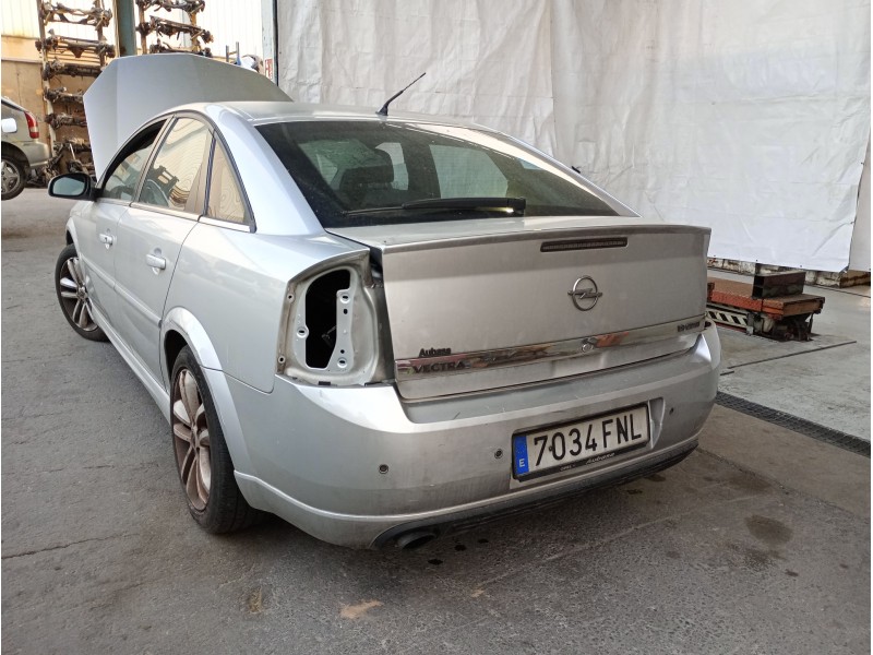 opel vectra c berlina del año 2007