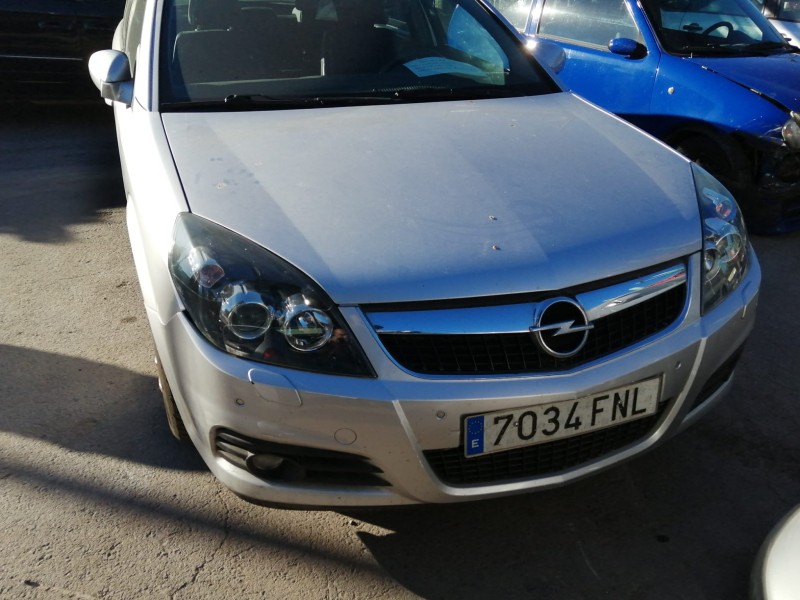 opel vectra c berlina del año 2007