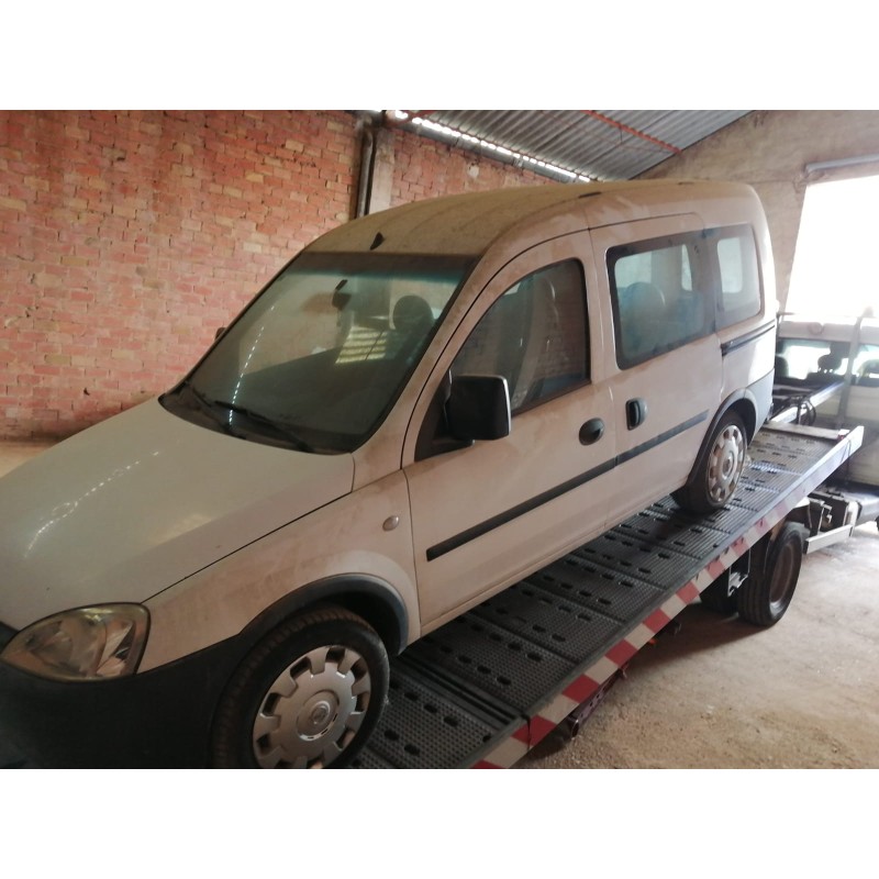 opel combo (corsa c) del año 2007