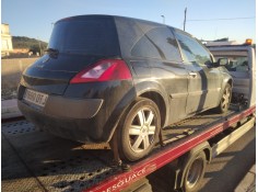 RENAULT MEGANE II BERLINA 3P