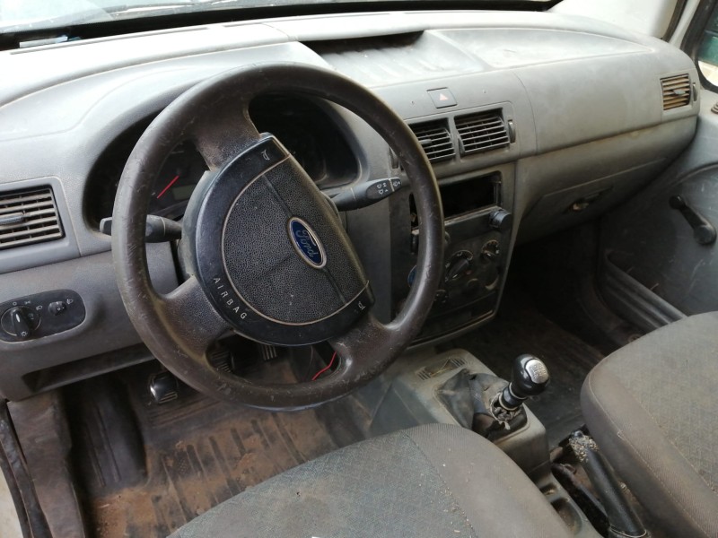 ford transit connect (tc7) del año 2004