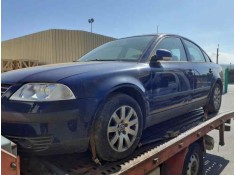 VOLKSWAGEN PASSAT BERLINA (3B3)