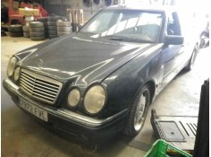 MERCEDES-BENZ CLASE E (W210) BERLINA