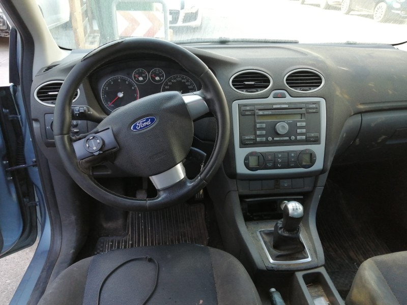 ford focus berlina (cap) del año 2006