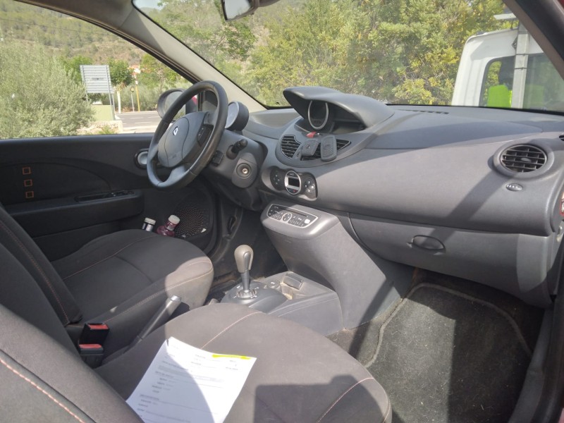 renault twingo del año 2009