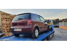 VOLKSWAGEN POLO (9N3)